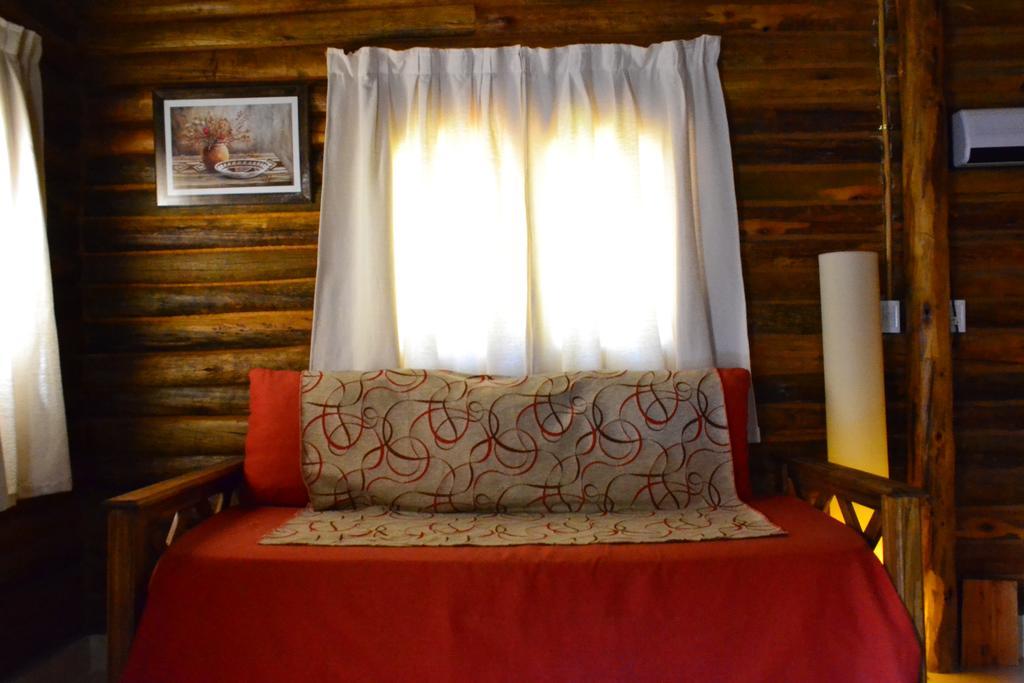 Villa Mendoza Sol y Nieve Potrerillos Habitación foto